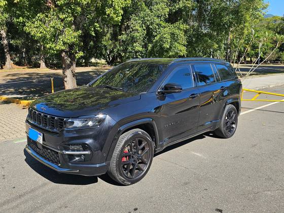 JEEP COMMANDER 2.0 HURRICANE 4 TURBO GASOLINA BLACKHAWK AT9 JEEP COMMANDER 2.0 HURRICANE 4 TURBO GASOLINA BLACKHAWK AT9